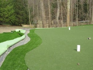 cut fringe turf for artificial putting green installation