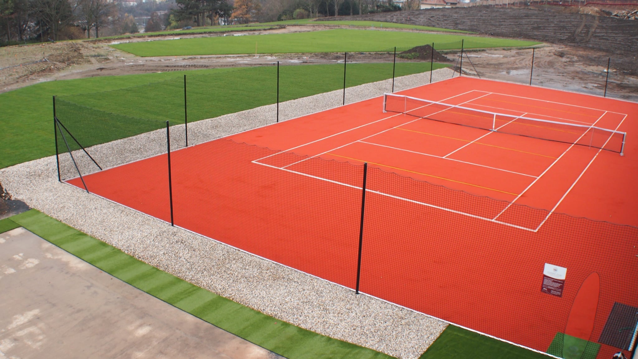 orange tennis court