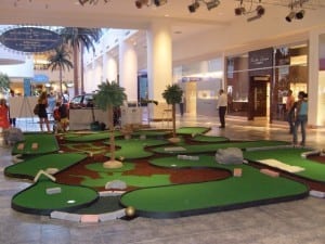 indoor mini golf course in mall