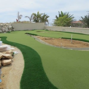 rooftop putting green with fringe